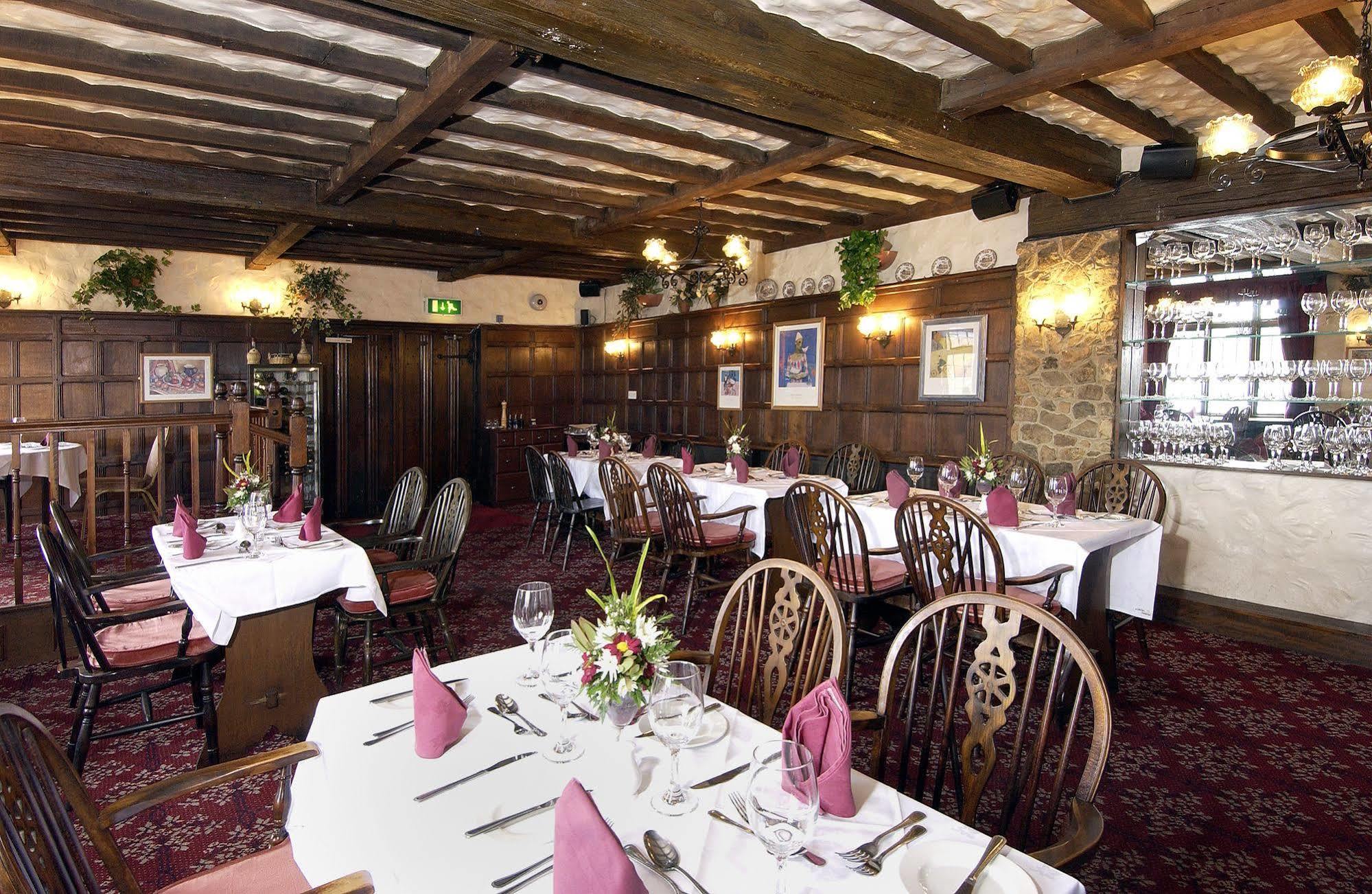 The Horseshoe Inn Herstmonceux Restoran gambar