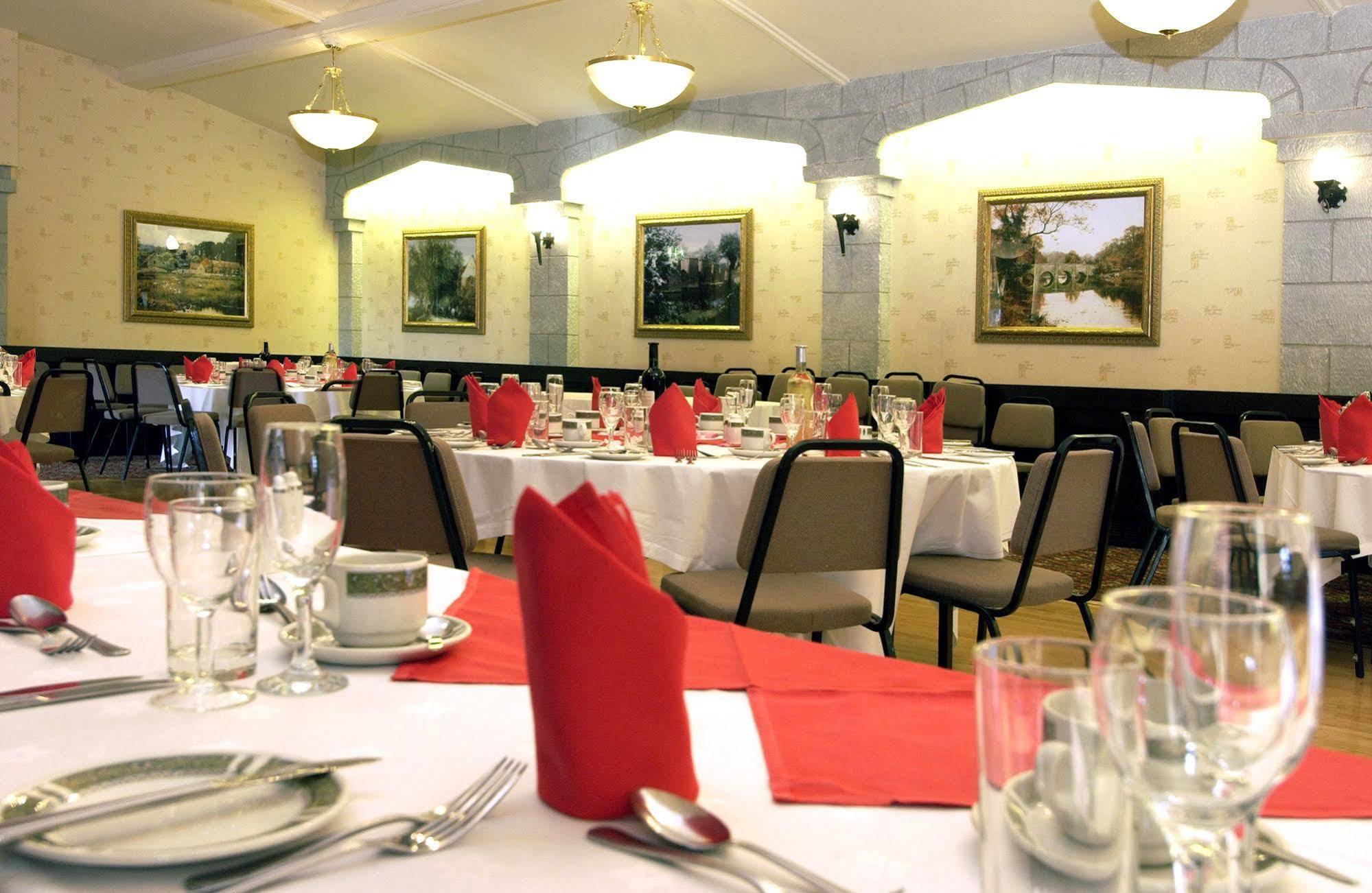 The Horseshoe Inn Herstmonceux Restoran gambar